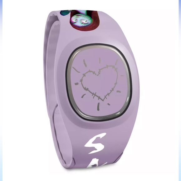 New Disney Parks Magic Band + Sally Nightmare before Christmas - Picture 2 of 4